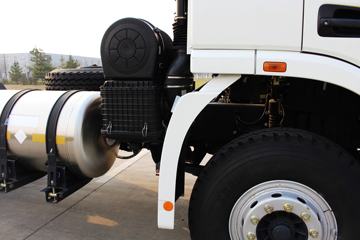 ���Ͽ��� U340 340���� 6X4 5.8��LNG��ж��(�����ֱ߼�����)(SQR3252N6T4)ͼƬ