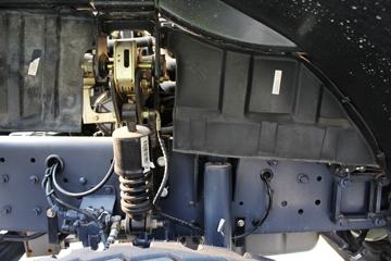 ���Ͽ��� U340 340���� 6X4 5.8��LNG��ж��(�����ֱ߼�����)(SQR3252N6T4)ͼƬ