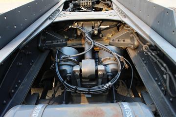 ���Ͽ��� U340 340���� 6X4 5.8��LNG��ж��(�����ֱ߼�����)(SQR3252N6T4)ͼƬ