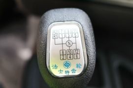 联合U系 牵引车驾驶室                                               图片