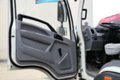 重汽HOWO 悍将 130马力 4X2 3.99方混凝土搅拌车底盘(ZZ1167G381CD1)