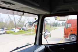 联合V系&nbsp;牵引车驾驶室                                               图片