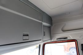 联合V系&nbsp;牵引车驾驶室                                               图片