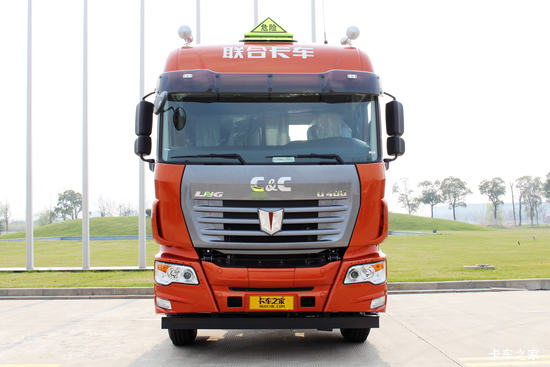 ���Ͽ��� U400�ؿ� 400���� 6X4 LNGǣ����(����470����)