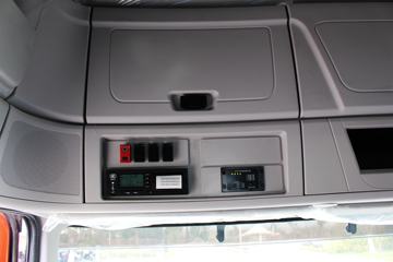 ���Ͽ��� U400�ؿ� 400���� 6X4 LNGǣ����(SQR4252N6ZT4-3)ͼƬ