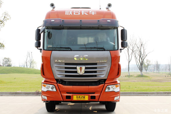 联合卡车 U580重卡 580马力 6X4单胎牵引车