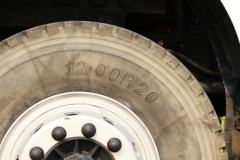 联合卡车 U380 380马力 8X4 粉粒物料车(SQR5311GFLD6T6-1)