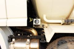 联合卡车 U380 380马力 8X4 粉粒物料车(SQR5311GFLD6T6-1)