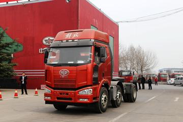 一汽解放 J6M重卡 350马力 6X2牵引车(CA4220P63K2T3A2E4)