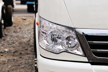 ���� ������ 95���� 3.7����ж��ͼƬ