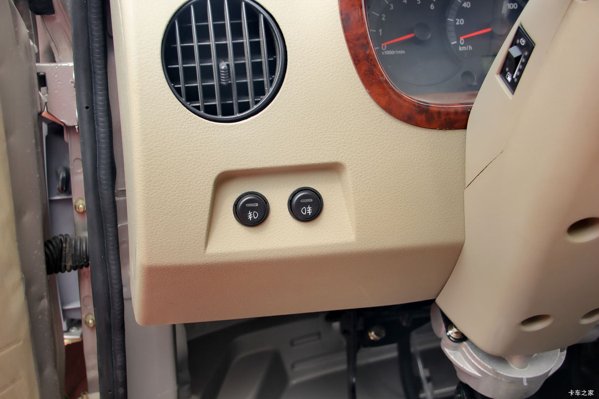 ڱ Q7 1.5L 112 /CNG 3.1׵΢(BJ1036D50SS)װ                                                