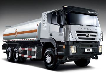 上汽红岩 杰狮M100 310马力 6X4 运油车(CQ5255GJYHMG444)