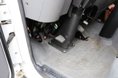 陕汽商用车 轩德X9 复合版 130马力 3260轴距单排轻卡底盘(SX1040GP4)
