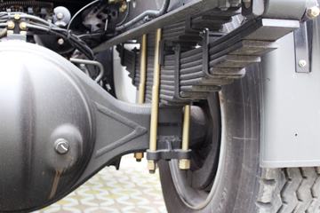 һ����� J6M�ؿ� 350���� 4X2�ۿ�ǣ����(CA4180P63K2AE5)ͼƬ