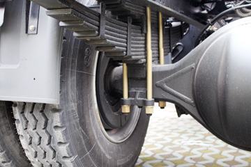 һ����� J6M�ؿ� 350���� 4X2�ۿ�ǣ����(CA4180P63K2AE5)ͼƬ