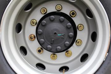 һ����� J6M�ؿ� 350���� 4X2�ۿ�ǣ����(CA4180P63K2AE5)ͼƬ