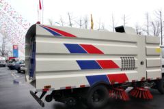 江铃 新顺达 109马力 4X2扫路车(华威驰乐牌)(SGZ5069TSLJX4)
