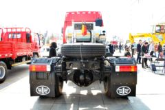 青岛解放 悍V重卡 336马力 6X2 LNG牵引车(10挡)(CA4226P1K15T3NE5A80)