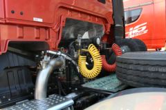 青岛解放 JH6重卡 420马力 6X2牵引车(CA4250P25K24T3E4)