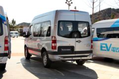 福田商务车 图雅诺S 129马力 商务车(商务版)