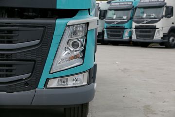 �ֶ��� ��FM�ؿ� 420���� 4X2ǣ����(ŷ��)ͼƬ