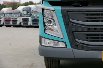 �ֶ��� ��FM�ؿ� 420���� 4X2ǣ����(ŷ��)ͼƬ