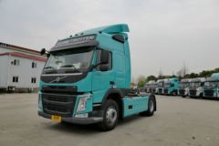 沃尔沃 新FM重卡 420马力 4X2牵引车(欧五)