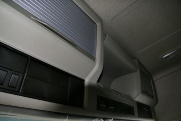 �ֶ��� ��FM�ؿ� 420���� 4X2ǣ����(ŷ��)ͼƬ