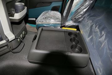 �ֶ��� ��FM�ؿ� 420���� 4X2ǣ����(ŷ��)ͼƬ