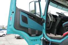 沃尔沃 新FM重卡 420马力 4X2牵引车(欧五)