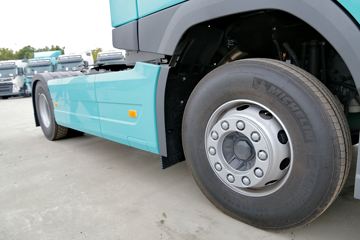 �ֶ��� ��FM�ؿ� 420���� 4X2ǣ����(ŷ��)ͼƬ