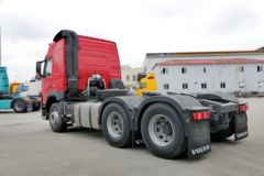 沃尔沃 新FM重卡 500马力 6X2牵引车(FM500 62T)