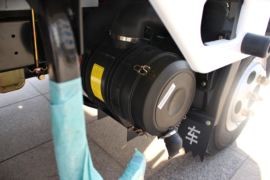 骏骐旗舰&nbsp;载货车底盘                                                图片