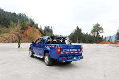 骐铃汽车 T7 尊贵版 2.8L柴油 两驱 双排栏板式皮卡