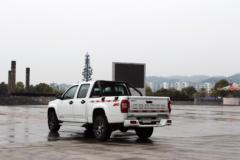 骐铃汽车 T7 尊贵版 2.2L汽油 四驱 双排栏板式皮卡