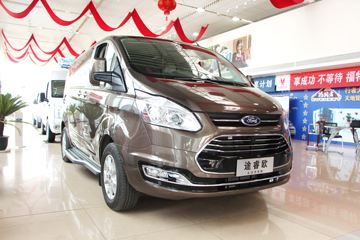 福特汽车 途睿欧Titanium 203马力 2.0T 封闭式货车