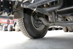 中国重汽 豪曼重卡 340马力 4X2牵引车(ZZ4188K10EB0)