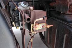 东风商用车 天锦中卡 160马力 4X2 6.75米排半栏板载货车(DFH1140BX1V)