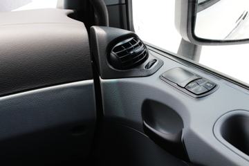 ���� Actros�ؿ� 410���� 4X2ǣ����(����)(�ͺ�1841)ͼƬ
