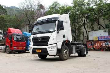 300马力 4X2牵引车(NXG4180D4KA)