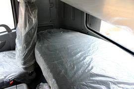 祺龙&nbsp;牵引车驾驶室                                               图片