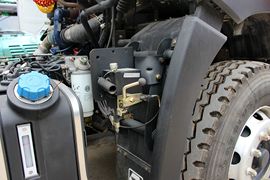 祺龙&nbsp;牵引车底盘                                                图片