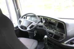 四川现代 创虎XCIENTP440重卡 440马力 6X4牵引车(8气囊)(CHM4251KPQ49M)