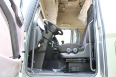 四川现代 创虎XCIENTP440重卡 440马力 6X4牵引车(8气囊)(CHM4251KPQ49M)