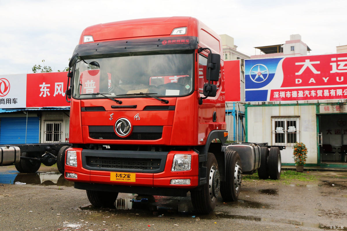 东风新疆(原创普) 重卡 245马力 6X2载货车底盘