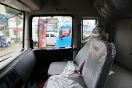 创普&nbsp;载货车驾驶室                                               图片