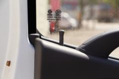 东风 多利卡D5S 102马力 3.4米双排栏板轻卡(DFA1041D35D6)