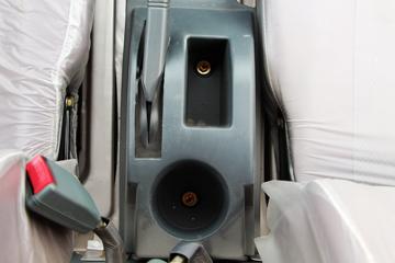 ���� С����V 68���� 2.6��˫������΢��ͼƬ