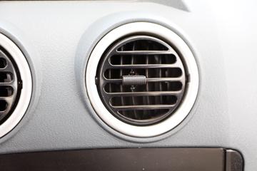 ���� С����V 68���� 2.6��˫������΢��ͼƬ