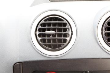 ���� С����V 68���� 2.6��˫������΢��ͼƬ